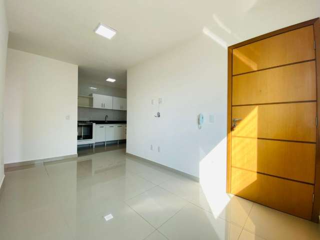 COD 090 Apartamento, 1 Dorm , 32m°,  Vila Isolina Mazzei  por R$ 1.300,00