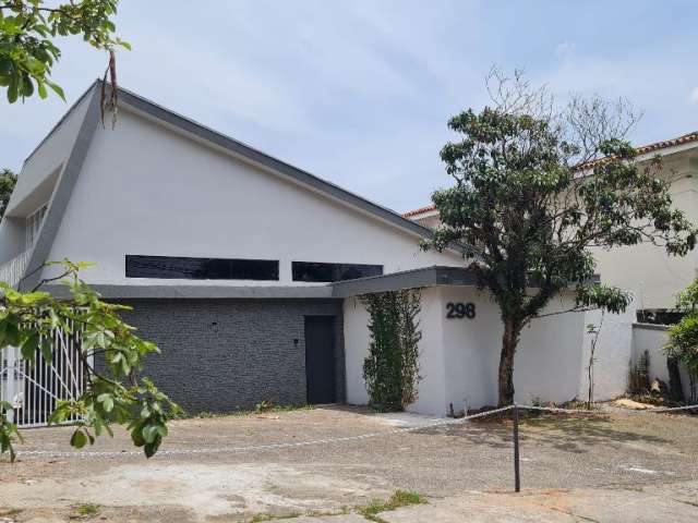 Casa Comercial, 8 Dorms para Alugar, Pacaembu, 226 m² por R$ 18.000,00