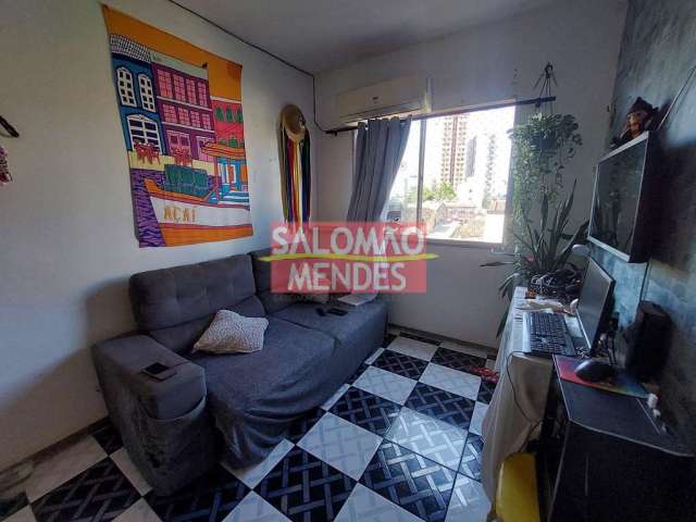 Apartamento de 2/4, 50m², em plena Almirante Barroso