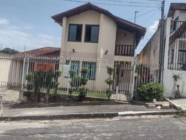 Casa a venda no guarujá em betim