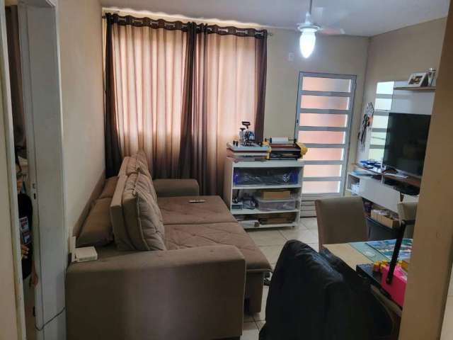 Excelente apartamento de 02 quartos no Jardim Vitoria!!!