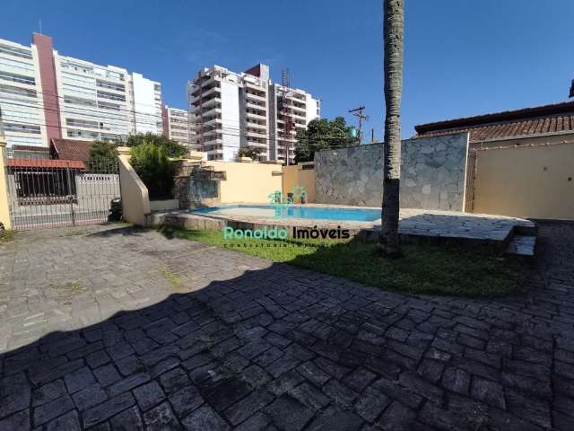 Oportunidade! Casa Térrea 3 Dorm com piscina à venda em Bertioga.