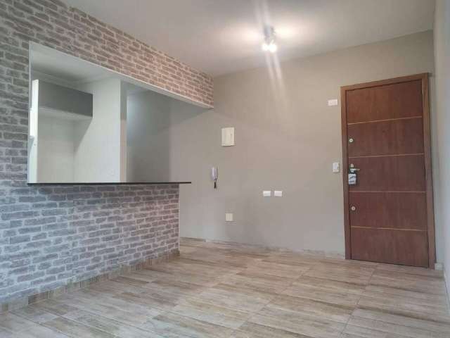 Apartamento à venda, 2 quartos, 1 vaga, Vila Voturua - São Vicente/SP