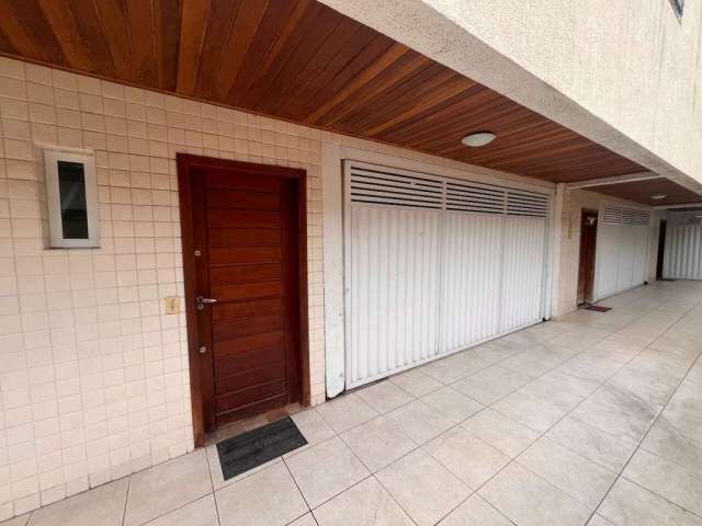 Sobrado à venda, 3 quartos, 1 suíte, 2 vagas, Vila Valença - São Vicente/SP