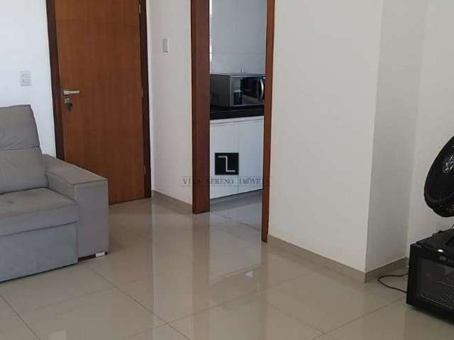 Apartamento 2 quartos, mobiliado, sendo 1 suíte com ar condicionado e uma linda vista para a cidade, armário em 1 quarto, rouparia, sala ampla para 2