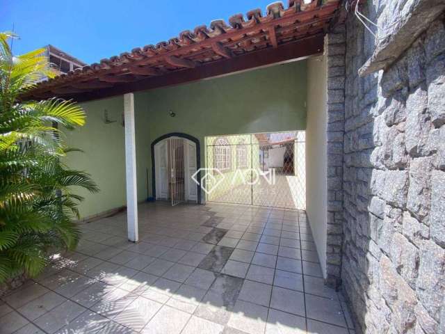 Casa com 3 dormitórios à venda, 190 m² por R$ 750.000,00 - Centro - Vila Velha/ES