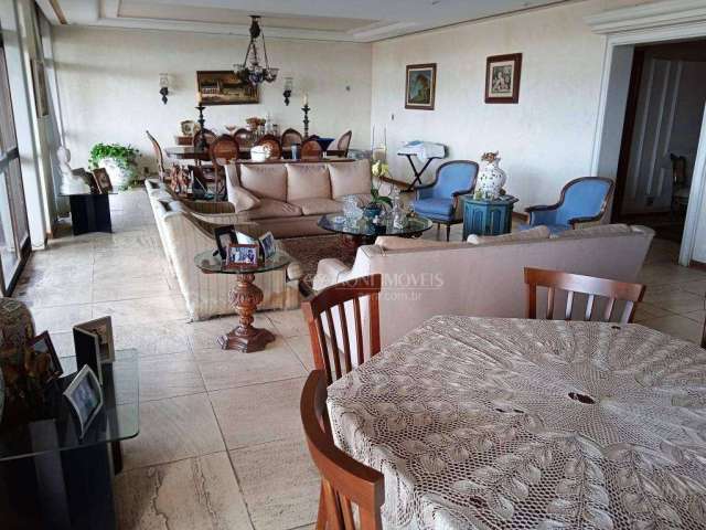 Apartamento à venda, super 4 quartos sendo 4 suítes, acesso ao clube, frente mar - Mata da Praia - Vitória - ES