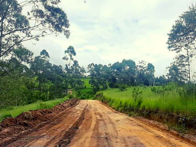 Terreno de 1000m² em São João Novo - Perfeito para Grandes Construções