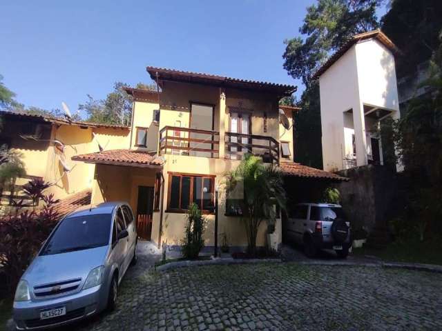 Casa de 2 quartos em Maria Paula