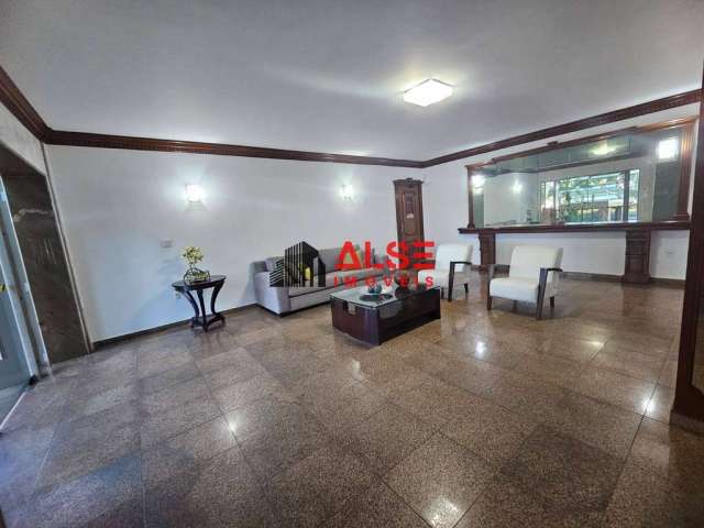 Apartamento com quatro dormitórios - Pompéia / Santos