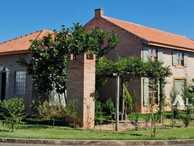 Casa Alto Padrão em Centro, Holambra/SP