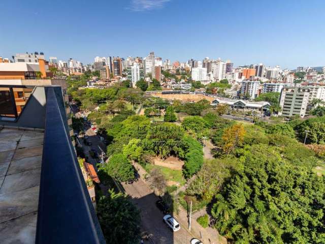 Cobertura de Luxo na Bela Vista, Porto Alegre - 3 Quartos, 2 Suítes, 2 Salas, 3 Vagas - 360,85m² - Vista para Praça da Encol