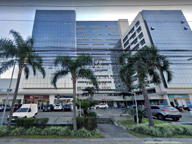 Sala comercial com 9 salas para alugar na Avenida Ipiranga, 7464, Azenha, Porto Alegre, 337 m2 por R$ 16.550