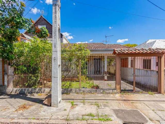 Casa com 2 quartos à venda na Rua Breno Arruda, 67, Santa Maria Goretti, Porto Alegre, 55 m2 por R$ 420.000