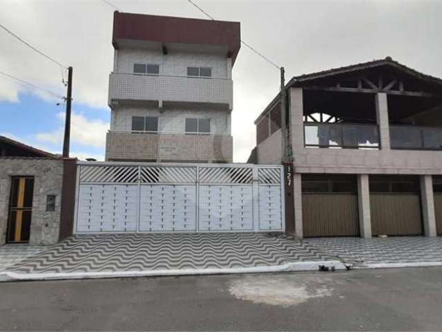 Casa em condominio novo, com 2 dormitórios, 2 banheiros - R$265.000