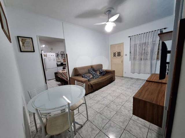 Apartamento com 2 quartos à venda em Embaré - SP