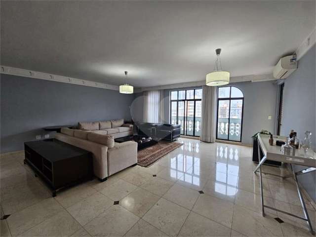 Apartamento com 4 quartos à venda em Aparecida - SP