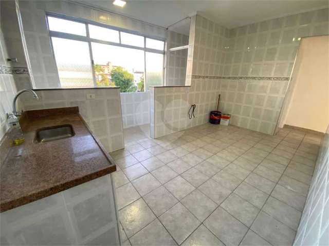 Apartamento com 3 quartos à venda em Vila Mathias - SP