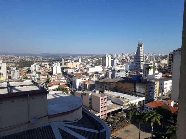 Apartamento com 2 quartos à venda em Centro - SP