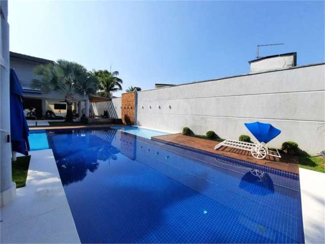 Casa com 10 quartos à venda em Jardim Acapulco - SP