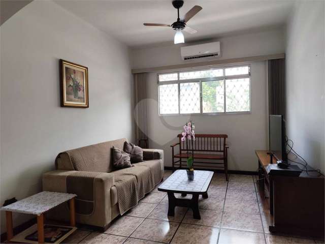 Casa com 3 quartos à venda em Vila Belmiro - SP