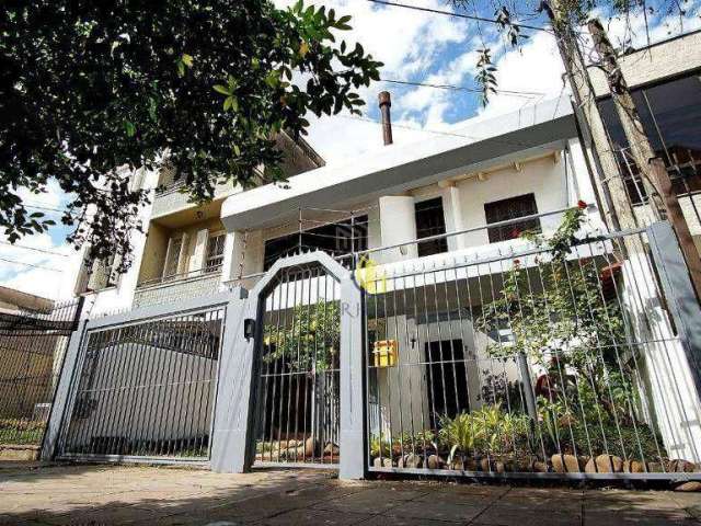 Casa com 3 dormitórios à venda, 253 m² por R$ 1.600.000,00 - Rio Branco - Porto Alegre/RS