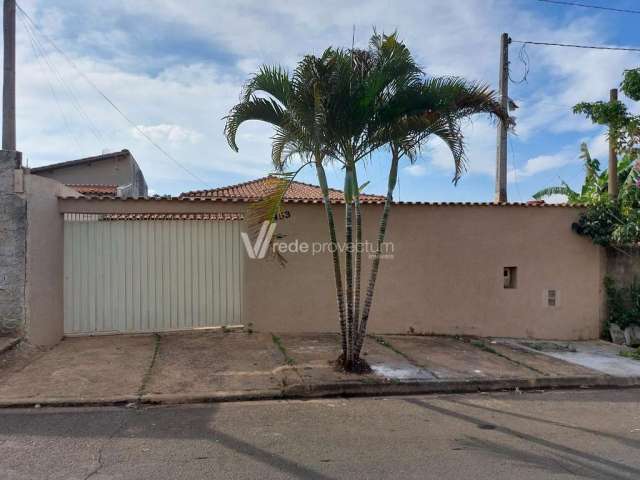 Casa com 2 quartos à venda na Pastor Joaquim de Souza, 153, Parque das Laranjeiras, Mogi Mirim, 152 m2 por R$ 270.000