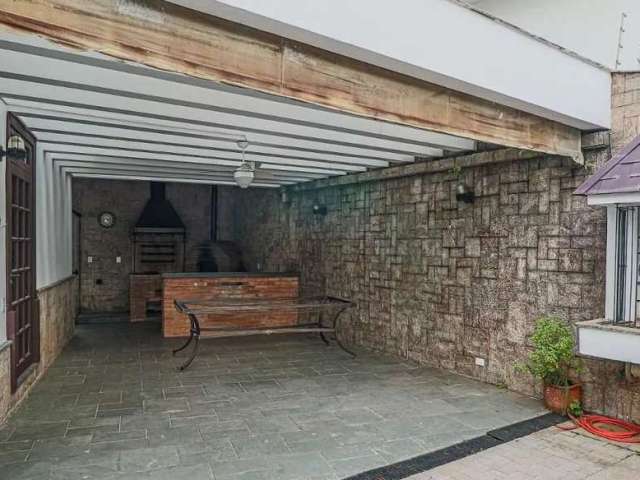 Casa com 4 dormitórios à venda, 349 m² por R$ 2.500.000 - Jardim São Caetano - São Caetano do Sul/SP