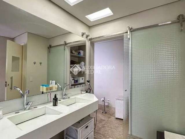 Sobrado com 3 dormitórios à venda, 222 m² por R$ 2.385.000,00 - Olímpico - São Caetano do Sul/SP