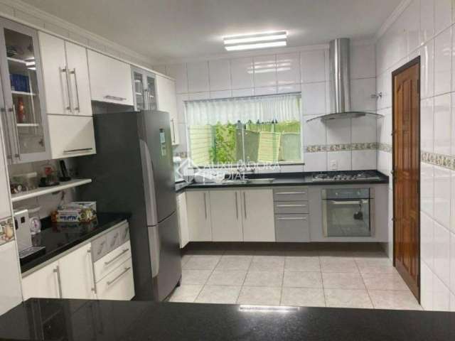 Sobrado com 3 dormitórios à venda, 127 m² por R$ 860.000 - Nova Petrópolis - São Bernardo do Campo/SP