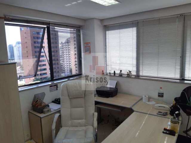 Sala Comercial no Brooklin proximo a estacao do metro, por apernas R$ 245.000,00