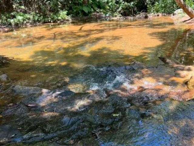 Chácara Chapada dos Guimarães com Casa Aconchegante, Piscina Com Cascata, Rio 3 Varandas.