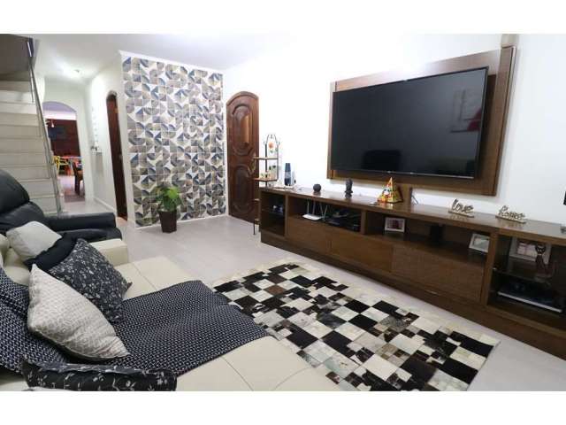 Casa com 3 quartos à venda na Rua Franz Alt, 90, Jardim Santa Emília, São Paulo por R$ 620.000