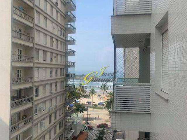 Apartamento reformado, com 2 dormitórios mais dependência, 01 vaga, vista para o mar na Praia das Pitangueiras no Guarujá