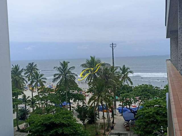 Apartamento com linda vista para o mar, varanda, na quadra da praia de Pitangueiras