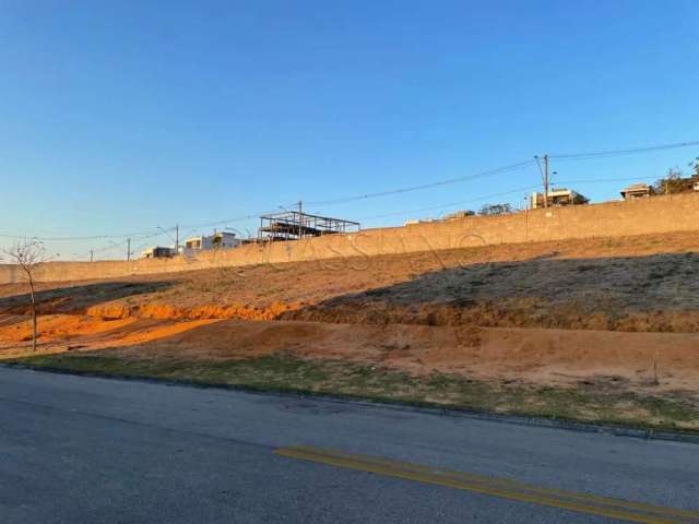 Terreno à venda de 600m² | Condomínio Colinas do Paratehy Sul - São José dos Campos |