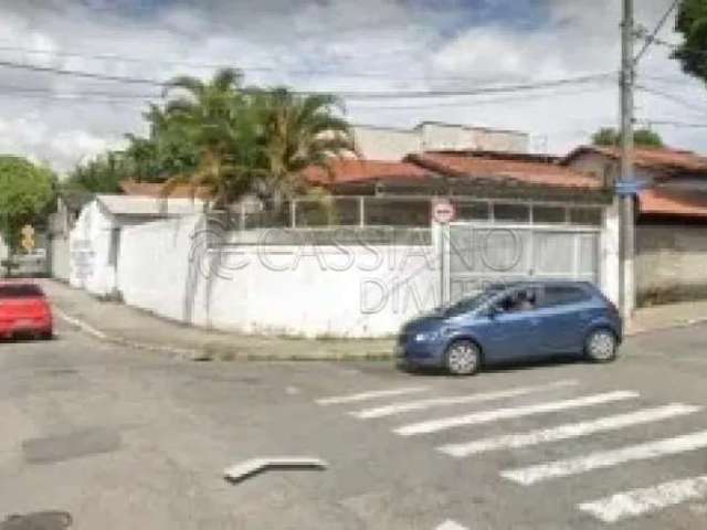 Casa com 235,00m² - Jardim Oriente