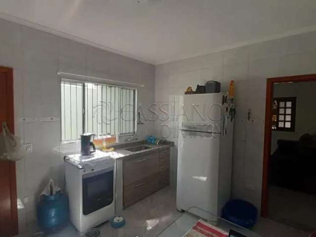 Casa Assobradada à venda de 98m² | 03 dormitórios, sendo 01 suíte e 02 vagas de garagem | Jardim das Indústrias - São José dos Campos |