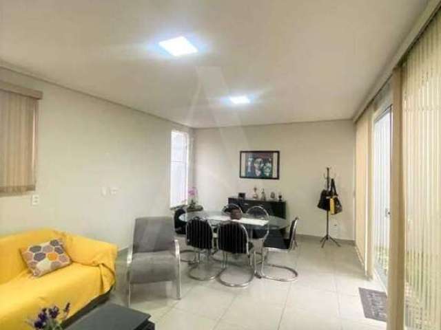 Casa à venda, 1 suíte, 4 vagas, Villagio Samantha - Araras/SP