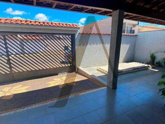 Casa à venda, 3 quartos, 1 suíte, 4 vagas, Parque das Árvores - Araras/SP