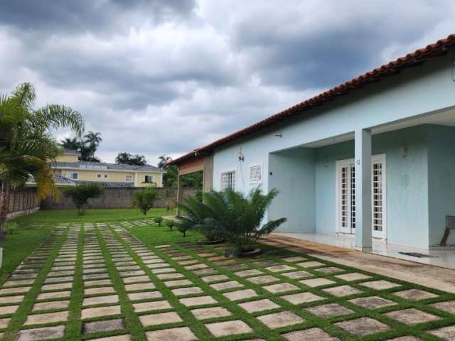 -Excelente Casa Térrea 4 quartos 3 suítes localização privilegiada no Park Way