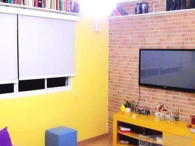 Apartamento para Venda em São Paulo, Vila Carmosina, 2 dormitórios, 1 banheiro, 1 vaga