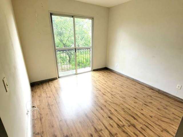 Apartamento para Venda em São Paulo, Vila Carmosina, 2 dormitórios, 1 banheiro, 1 vaga