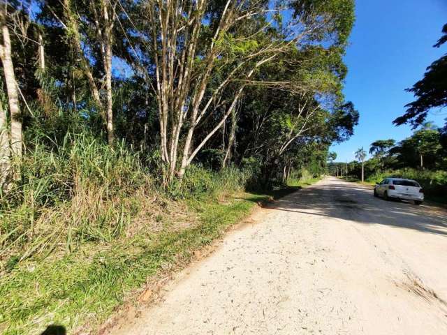 Terreno em Mariscal em loteamento em franco desenvolvimento, ótimo investimento.