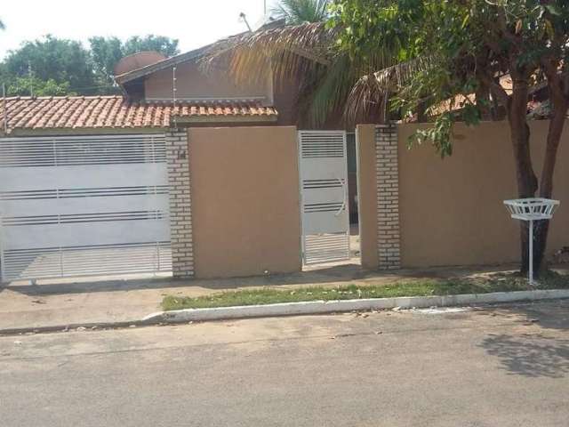 Casa para Venda em Cuiabá, São Sebastião, 2 dormitórios, 1 banheiro, 3 vagas