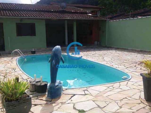 Casa com 3 dorms, Cidade Jardim, Caraguatatuba - R$ 850 mil, Cod: 9428