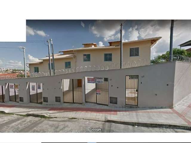 Casa com 2 quartos à venda na Rua Franciscópolis, Jardim Leblon, Belo Horizonte, 56 m2 por R$ 335.000