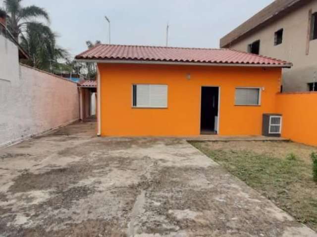 Casa perto da praia em itanhaém