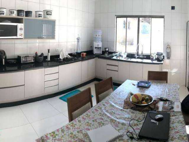 Sobrado 2dorm. 250m² - Jd. Silvina - $742Mil