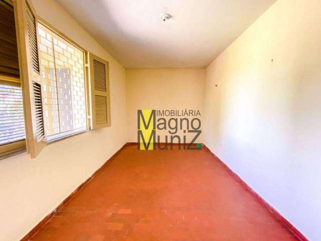 Apartamento com 1 dormitório para alugar, 85 m² por R$ 650 - Antônio Bezerra - Fortaleza/CE